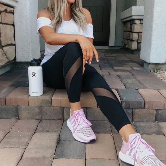 adidas originals swift run trainers in pink multi